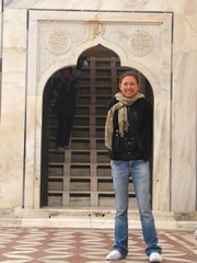 Agra155_TajMahal_Balcony