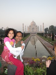 Agra257_TajMahal_Portraits