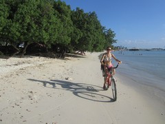 BushiriWaves - Honeymoon BikingAruba - Dec'10