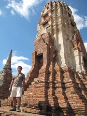 Ayutthaya394_WatMahathat_Prangs