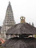 Bali246_SideTemple