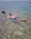 DeadSea084_Floating