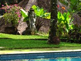 Ubud0616_Pertiwi_AroundPool