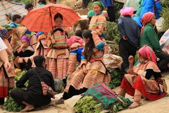 Vietnam0394_BacHa_SpiceMarket