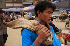 Vietnam0428_BacHa_SpiceMarket