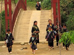 Vietnam2729_LaoChai_People