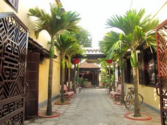 Vietnam3698_HoiAn_Shops