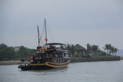 Vietnam4242_HaLong_CastOff