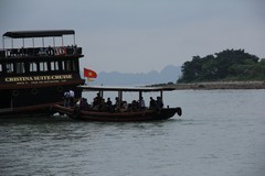 Vietnam4244_HaLong_CastOff