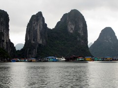 Vietnam4501_HaLong_Kayak