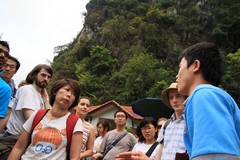 Vietnam4683_HaLong_ThienCungIsland