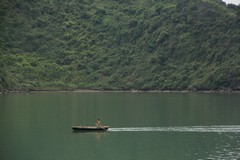 Vietnam5154_HaLong_PeacefulBay