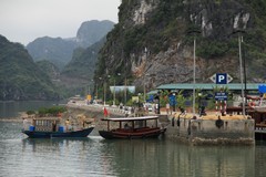 Vietnam5161_HaLong_PeacefulBay