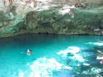 Y6382_RivieraMaya_CavernDive1