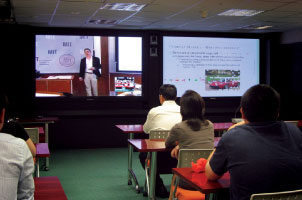 A live lecture being beamed from MIT to NUS